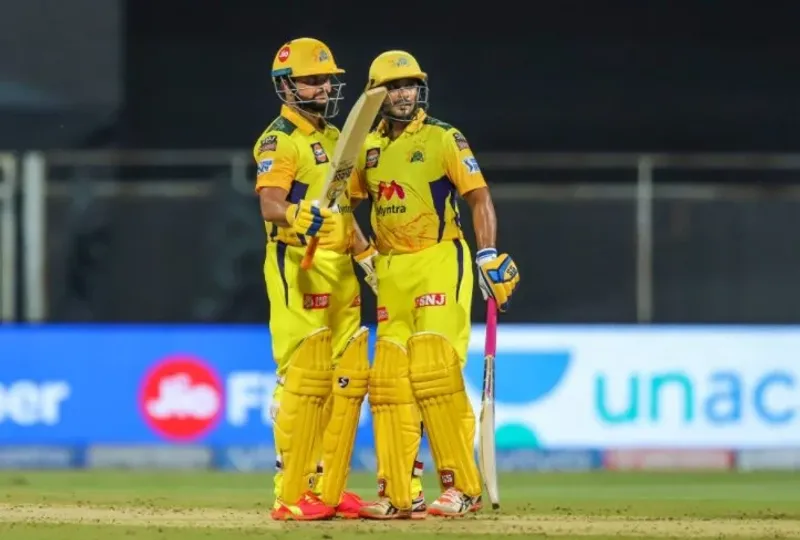 WATCH: Suresh Raina & Tillakaratne Dilshan share a fun moment