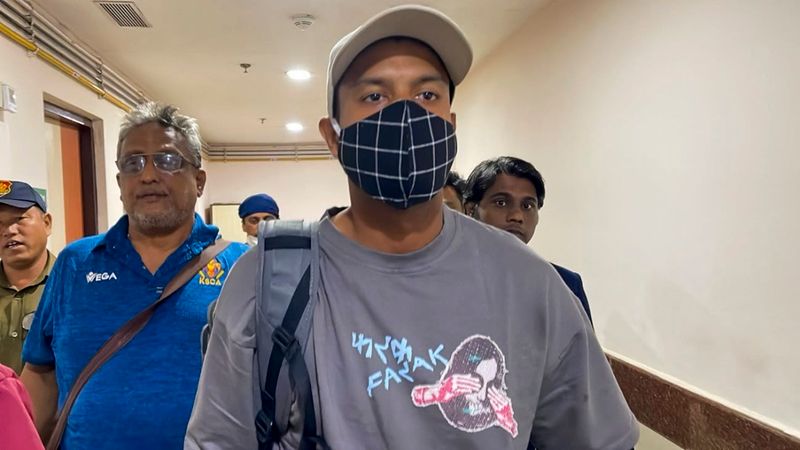 Mayank Agarwal discharged after mid-flight medical emergency – ESPNcricinfo